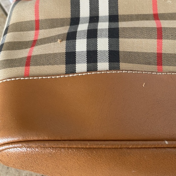 Authentic Burberry Nova Check Shoulder/Crossbody Bag. - Picture 10 of 16